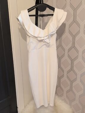 Selfie Leslie White Ruffle-Detail Midi Dress